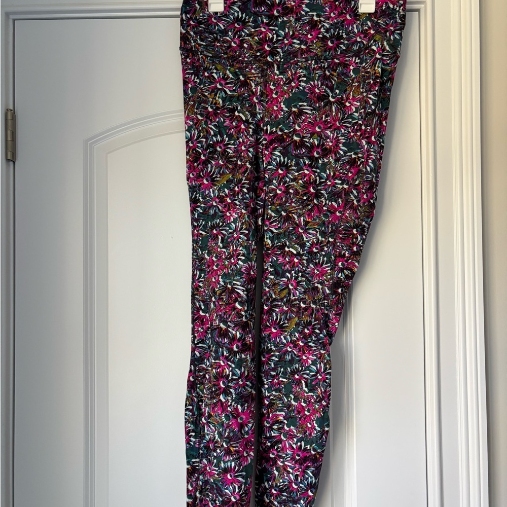 Lululemon Base Pace High-Rise Running Tight 28"